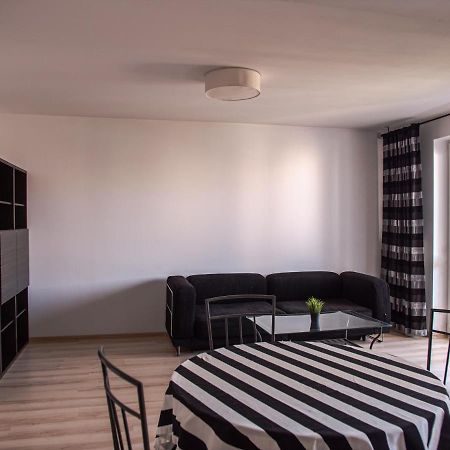 Sdh 2 Radzymin Comfortable Apartment Near Warsaw Kültér fotó