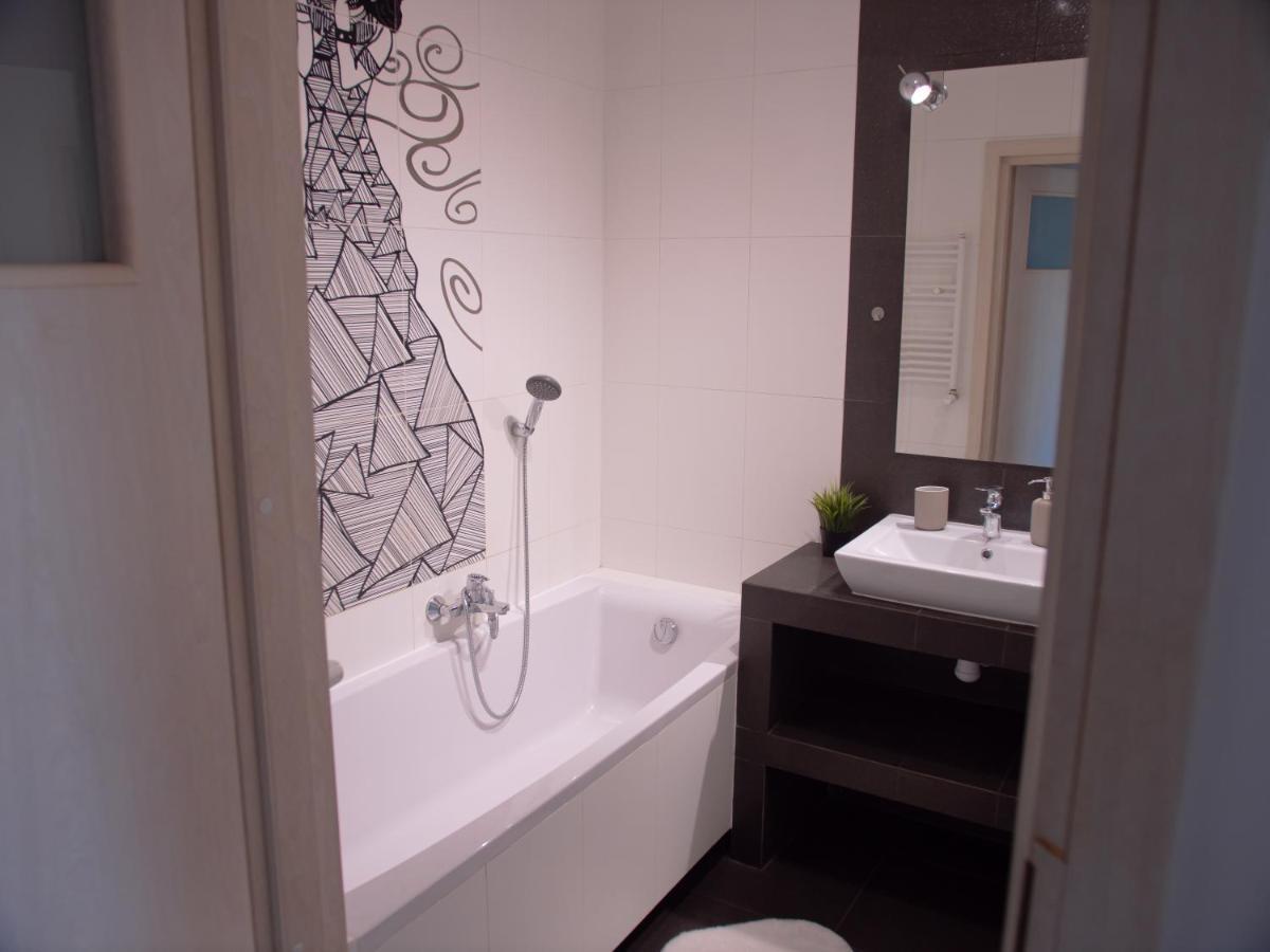 Sdh 2 Radzymin Comfortable Apartment Near Warsaw Kültér fotó